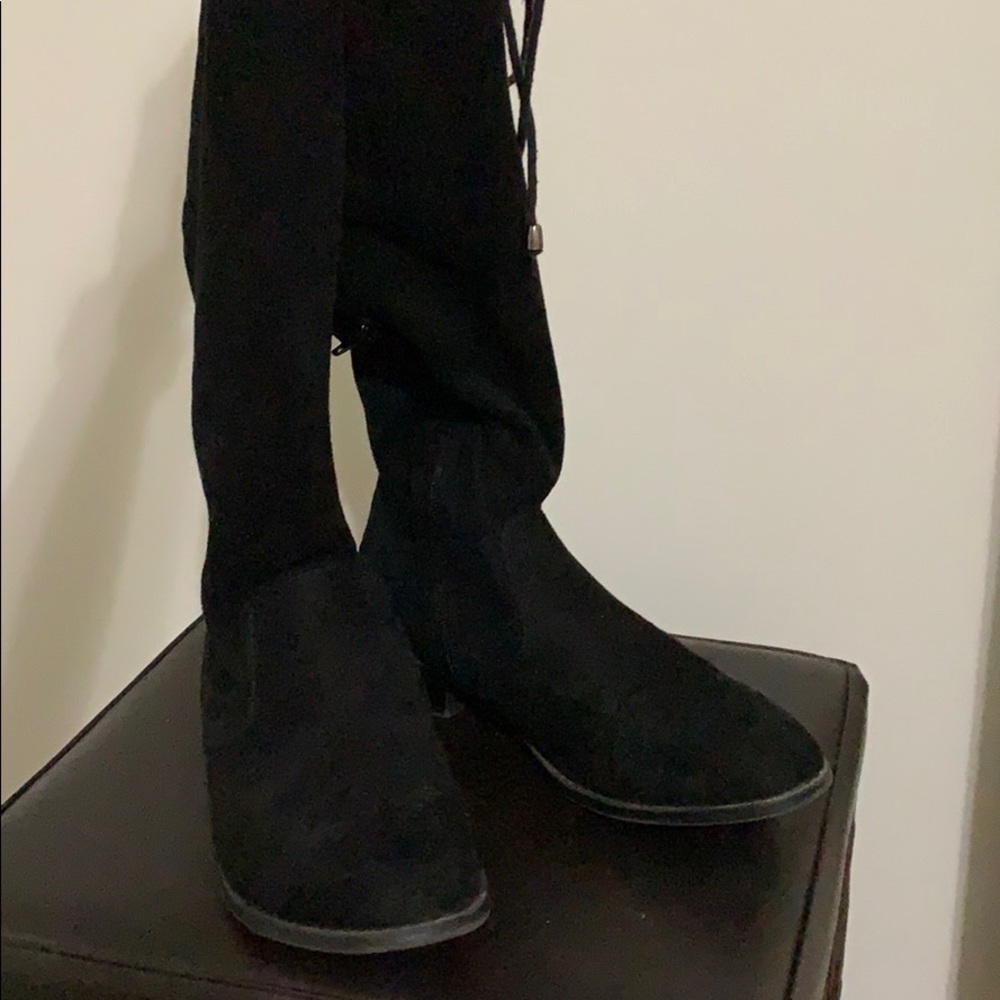 Over the knee flat velvet boots 💕 Worn only once!